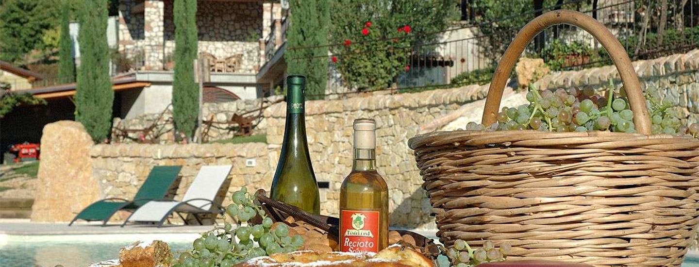 Ta på en härlig vingårdssemester på en agriturismo i Veneto. Här Corte Tamellini i Soave, Veneto