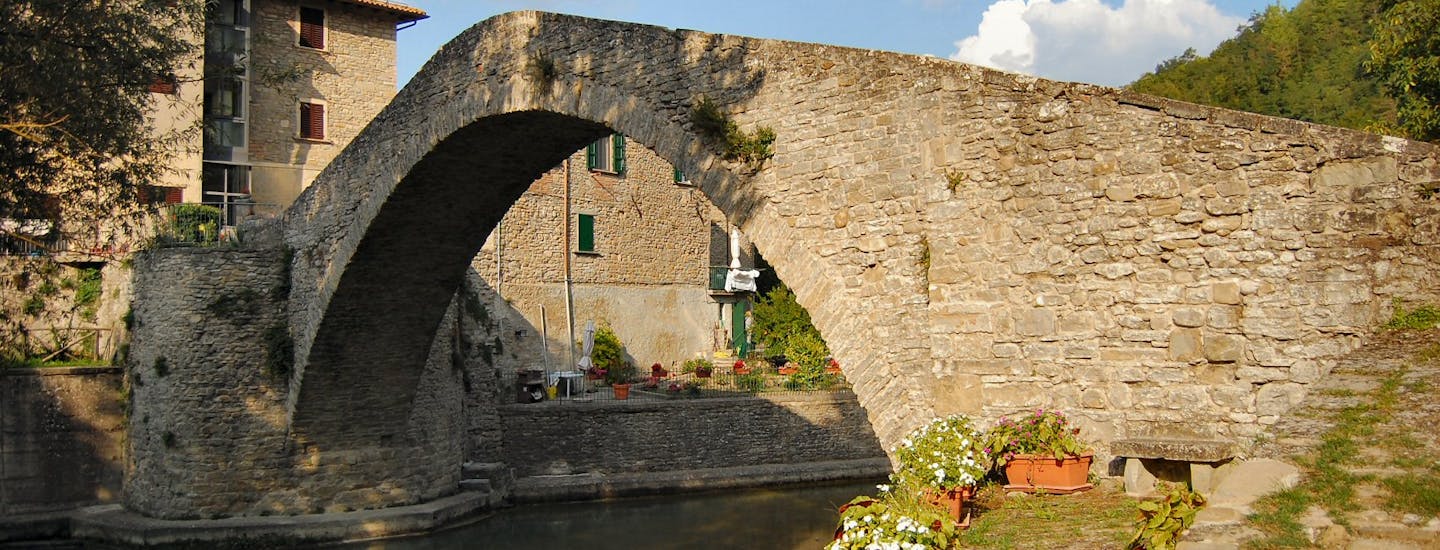 Medeltidsbron Ponte della Maestà från 1200-talet