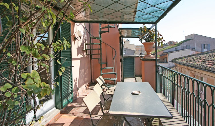 Terrazzo Coronari Ferienwohnung In Rom