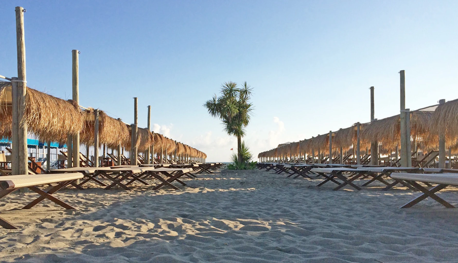 Cinquale Tuscany Vacation Book Hotel Apartment Here