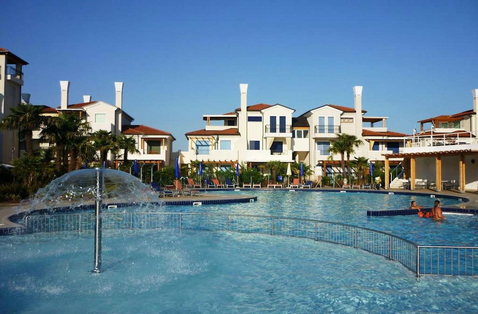 Villaggio A Mare - Lido Altanea