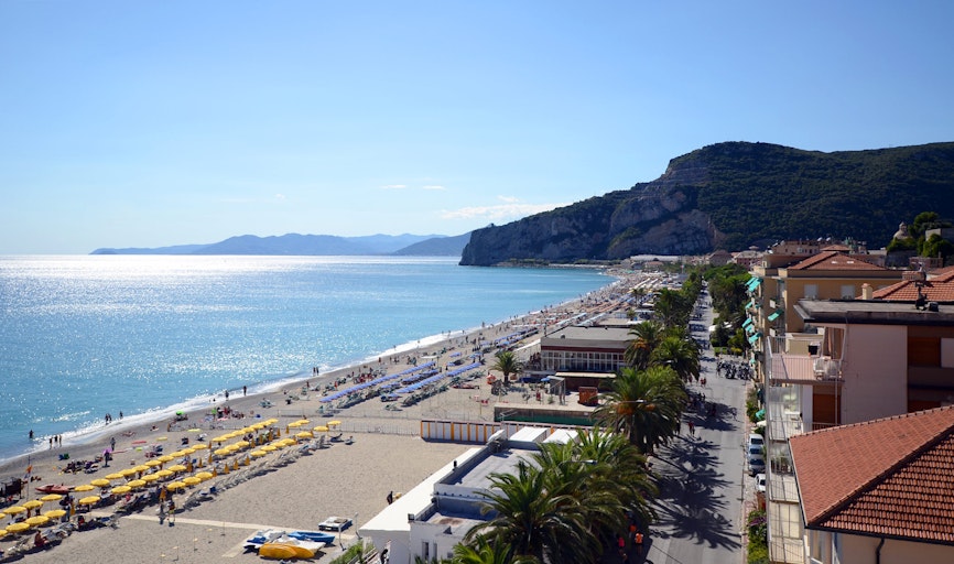 Finale Ligure hotels apartment rental Liguria holiday