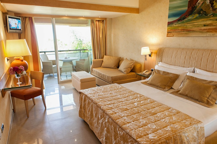Acacia Resort Hotel In Campofelice Di Roccella Auf Sizilien