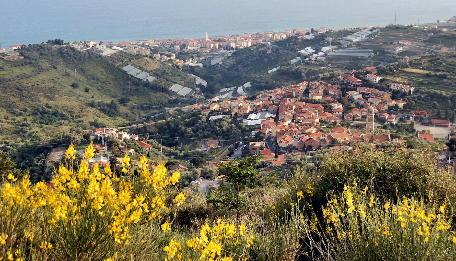 Pompeiana Ferienhäuser, Ferienwohnungen und Hotels in Ligurien Italien
