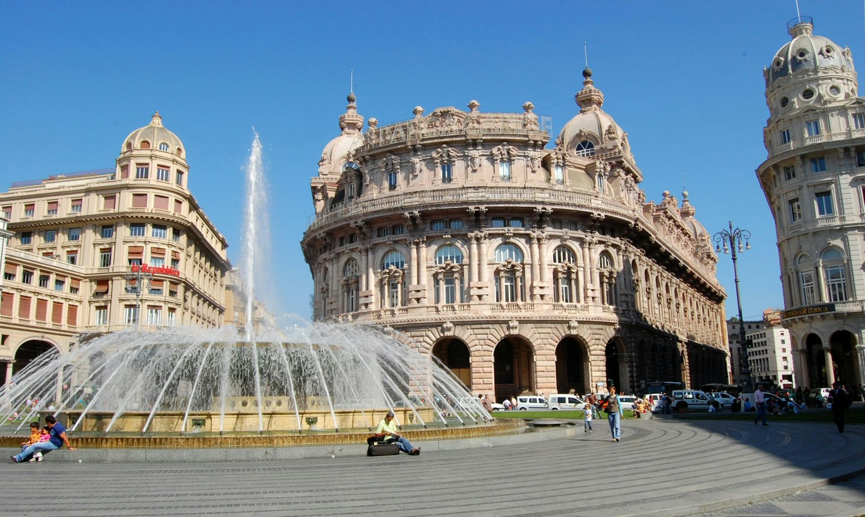 Genoa vacation | Book hotel / apartment here