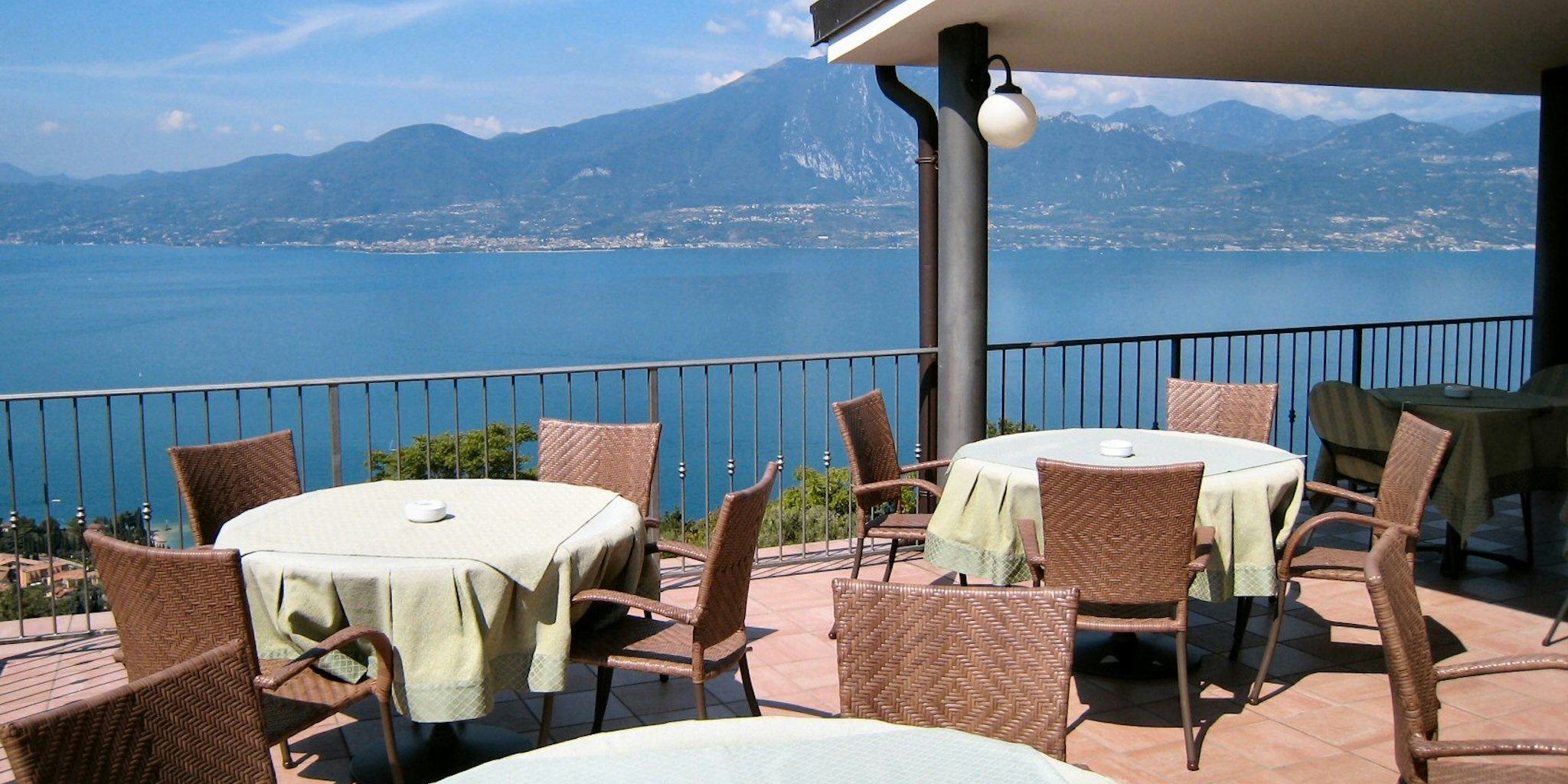 Hotel Panorama - Hotel in Torri del Benaco by Lake Garda