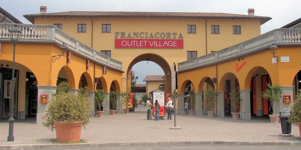 Outlet in the wine district Franciacorta