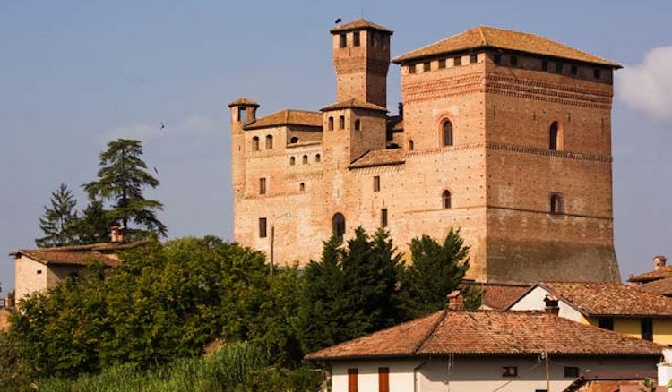 Castello Di Grinzane Cavour Diano D Alba Piemont In Italia De