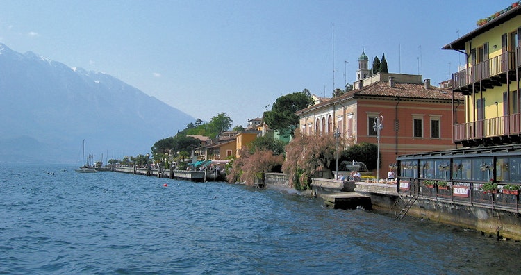 Limone Sul Garda Vacances En Hotel En Appartements En Villas En Lombardie Italie