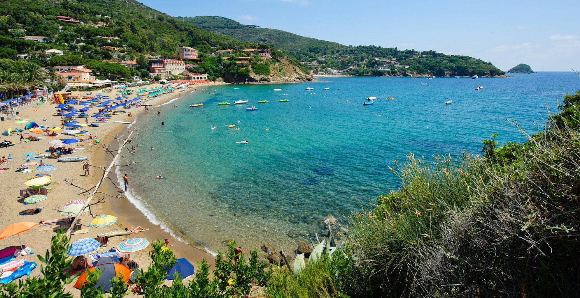 Morcone The Island of Elba vacation Book hotel / apartment