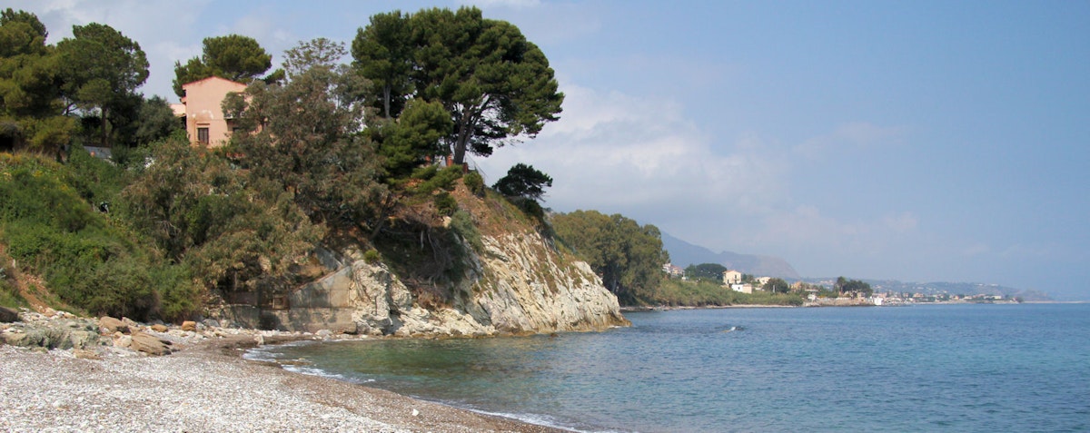 Trabia Sicily vacation Book hotel / apartment here