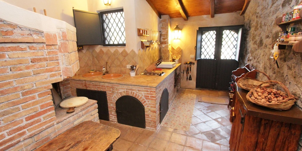Kitchen with stone oven