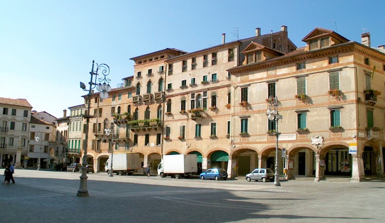 Bassano Del Grappa Ferienhauser Ferienwohnungen Und Hotels In Venetien Italien