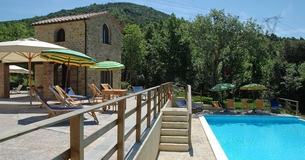 Monteverdi Marittimo Toscana ferie Book hotel / feriebolig