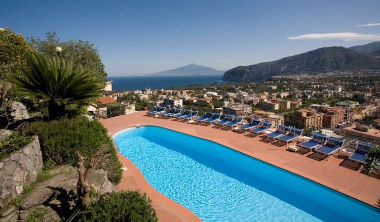 Holiday Campania Hotel Cristina Santagnello Italy - 