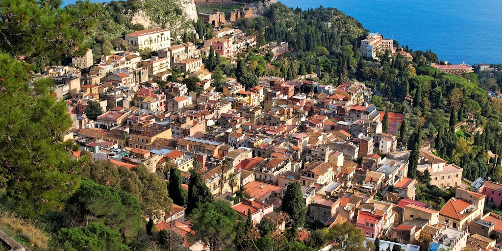 Taormina with its picturesque location
