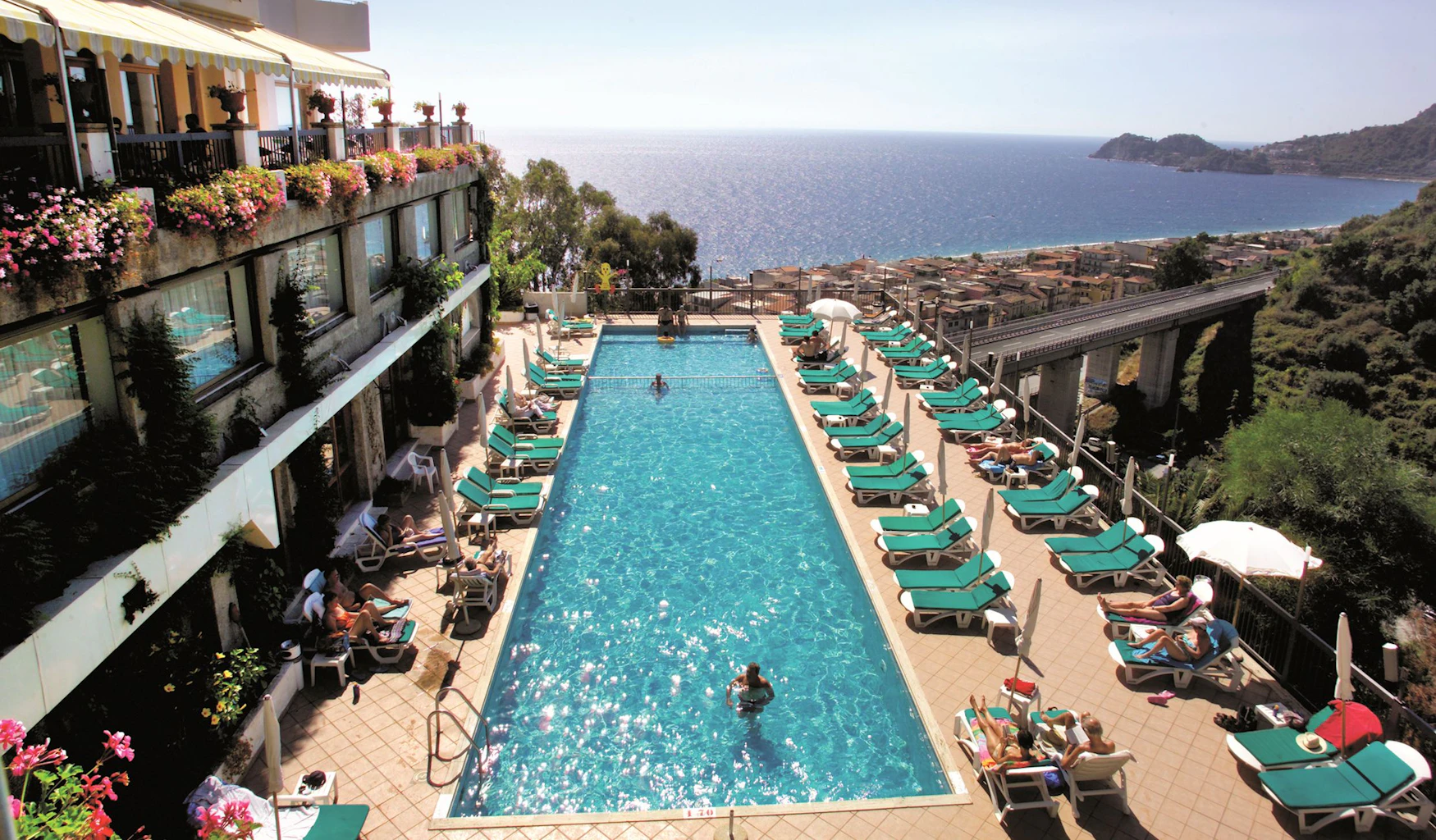 Hotel Olimpo Le Terrazze Antares In Letojanni